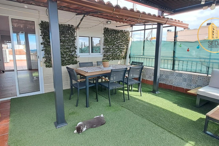 Carrer de la Mare de Du00E9u del Carme, Ca n'Anglada