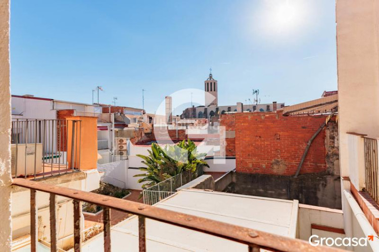 Piso oportunidad única dos pisos independientes en el centro en Terrassa