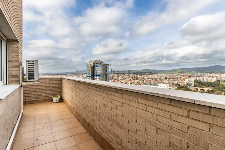 Dúplex en Barrio Centre