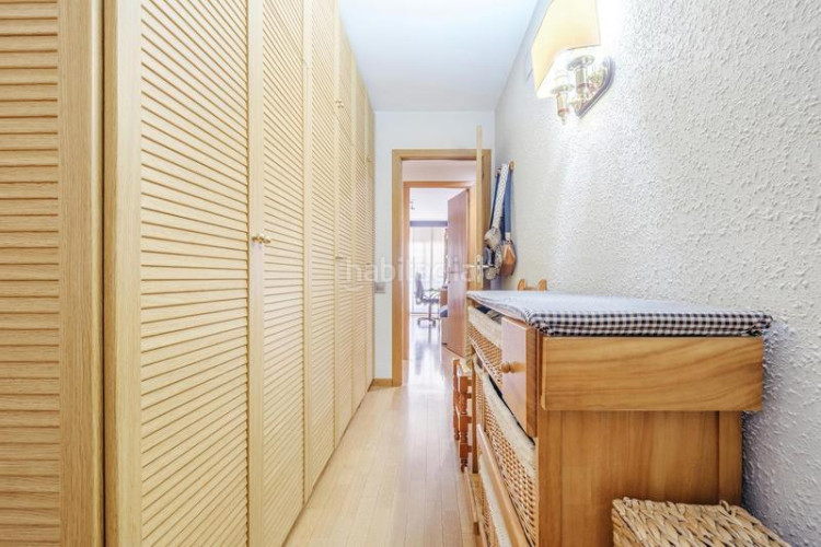 Casa adosada  en venta en can aurell en Terrassa