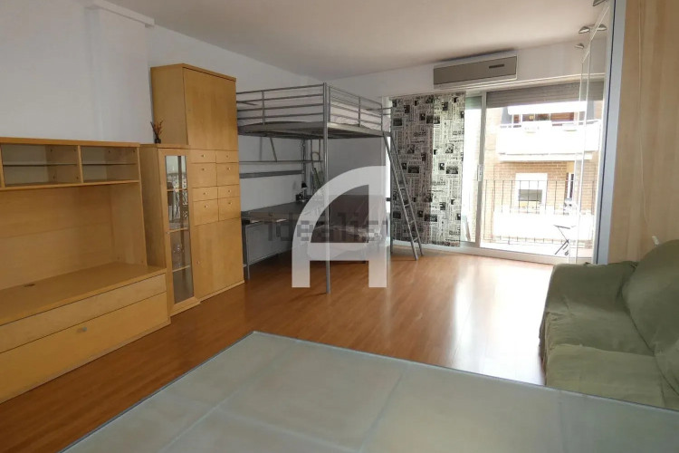 Estudio en calle ďAntoni Torrella