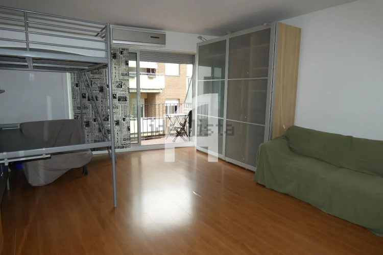 Estudio en calle ďAntoni Torrella