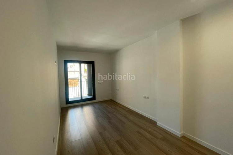 Piso obra nueva de alto nivel con balcón y eficiencia energética a en Terrassa