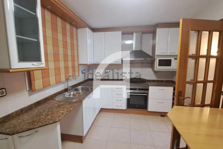 Piso en avenida de Josep Tarradellas