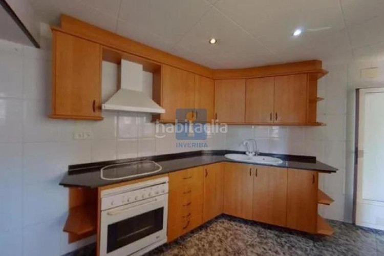 Piso inmueble ilegalmente okupado situado en el passeig del vintidos de juliol 766, bajos 4, , barcelona en Terrassa