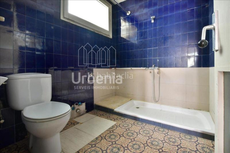 Dúplex piso con gran terraza ! en Cementiri Vell Terrassa