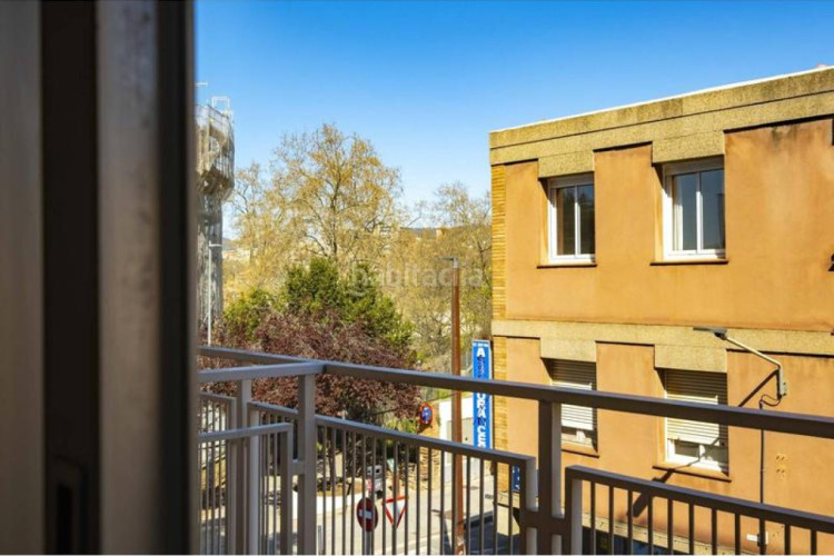 Piso  noble con frente al parc de vallparadís (museu tèxtil) en Terrassa