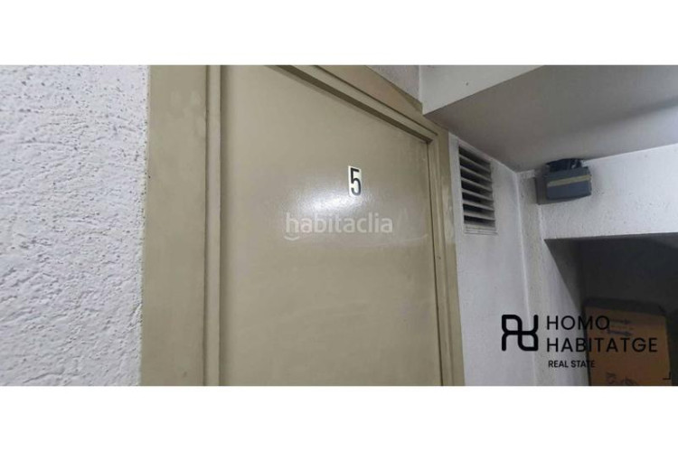 Dúplex tu nuevo hogar dúplex con chimenea, parking y zonas verdes alrededor en Terrassa