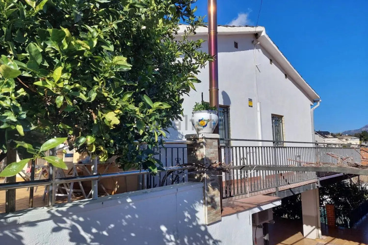 Casa independiente en Barrio Can Parellada