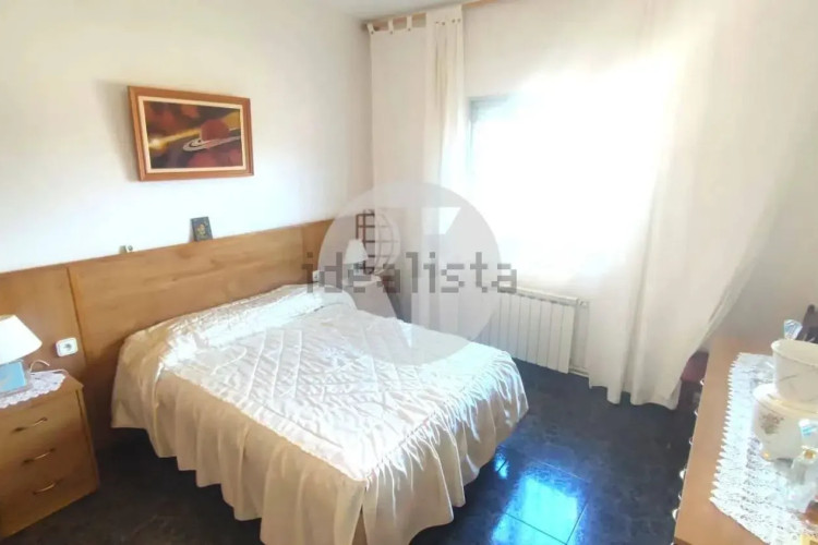 Casa independiente en calle del Camerun