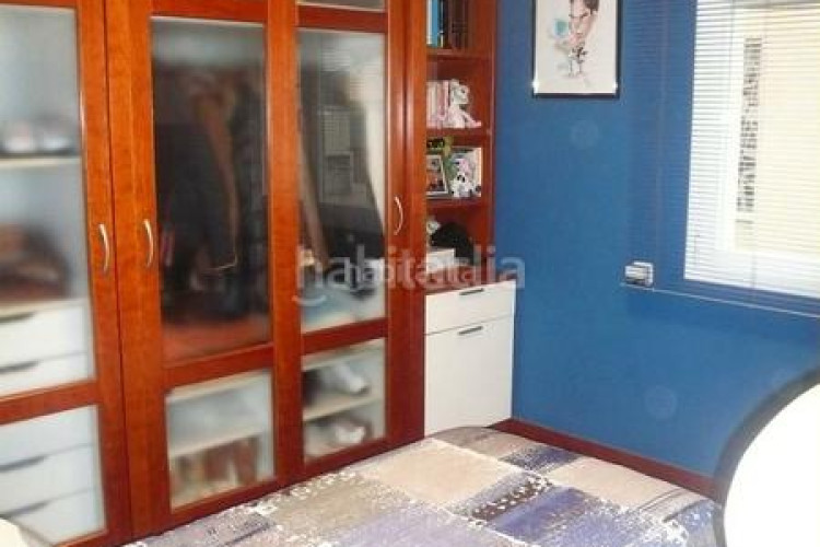 Casa gran casa cantonera en Ca n'Aurell Terrassa