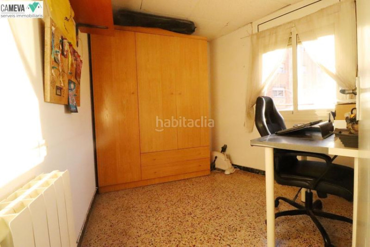Piso 4 habitaciones exteriores y ascensor en Can Boada Terrassa