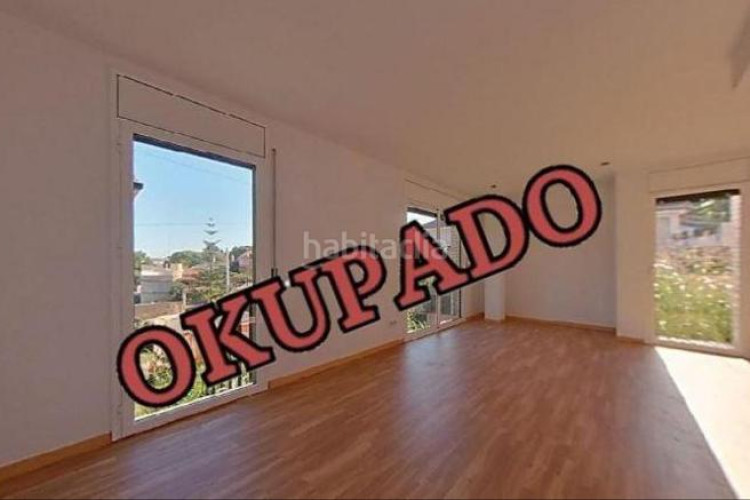 Casa ocupado amplia casa en Can Parellada en Can Parellada Terrassa