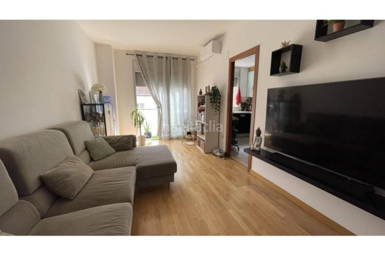 Piso  en can aurell de ambar de 84 m2 y 3 habitaciones en Terrassa