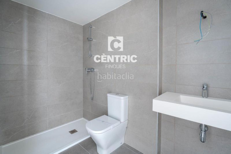 Piso prat de la riba, obra nueva en San Pere Terrassa