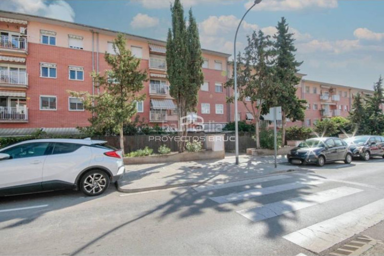 Piso  en venta en ca naurell08221 en Les Arenes - La Grípia - Can Montllor Terrassa