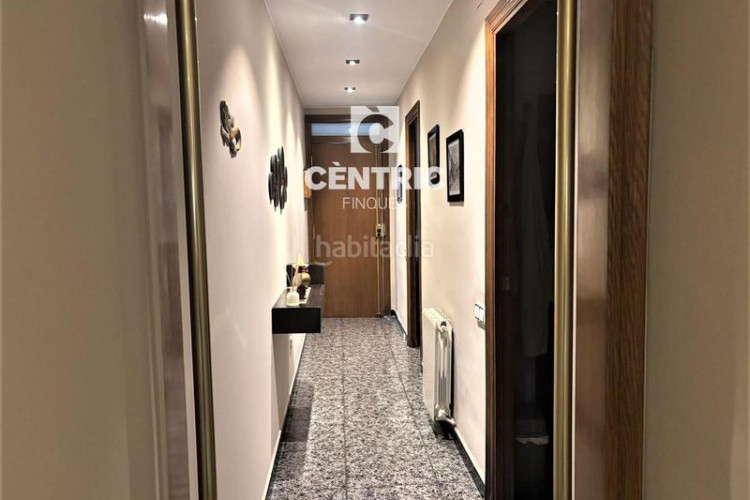 Piso planta baja de 3 habitaciones en Zona Esportiva Terrassa