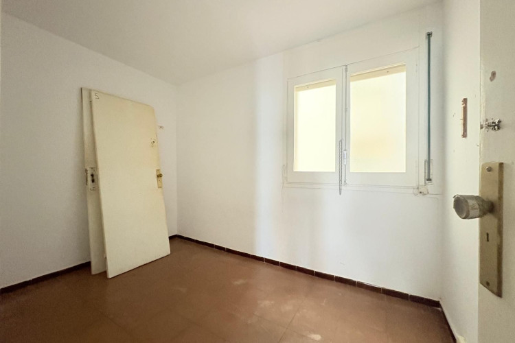 Vallparadu00EDs - Antic Poble de Sant Pere