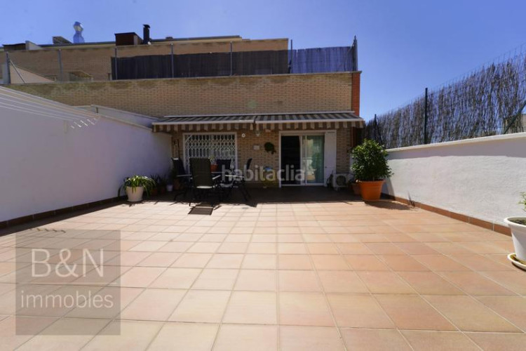 Dúplex espectacular terraza, garaje privado capacidad para 4 coches, vivienda amplia y luminosa! en Terrassa