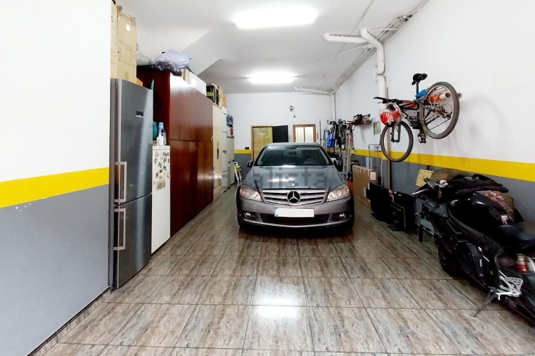 Chalet adosado en Barrio La Grípia