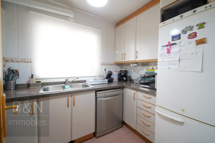 Dúplex un hogar con espacios amplios, una espectacular terraza, balcón y tres dormitorios en Terrassa