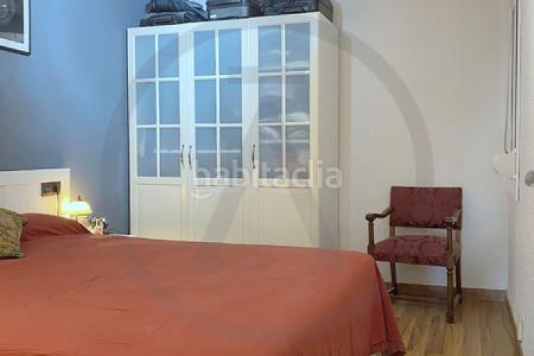 Piso muy amplio y reformado! en San Pere Terrassa