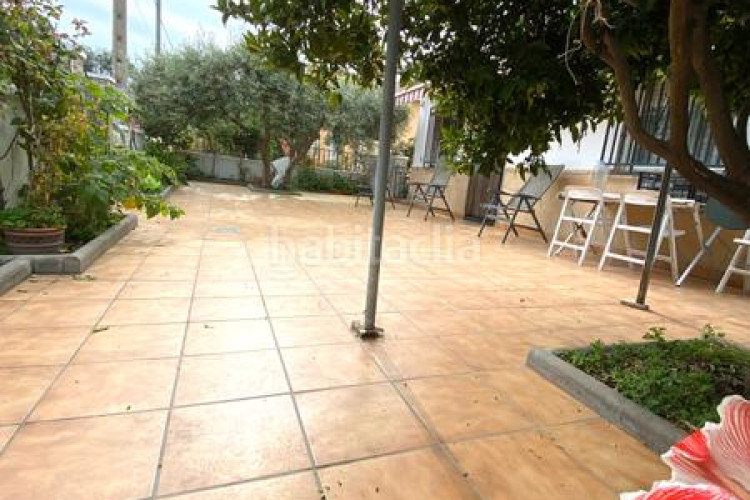 Chalet  bifamiliar ubicado en Can Parellada en Terrassa