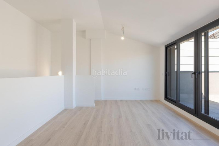 Dúplex en calle transversal 181 en San Pere Terrassa