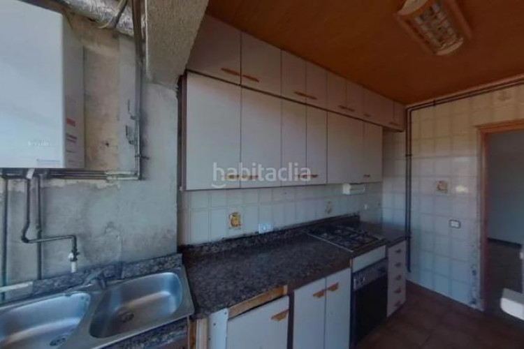 Piso  de 4 habitaciones en Zona Esportiva Terrassa