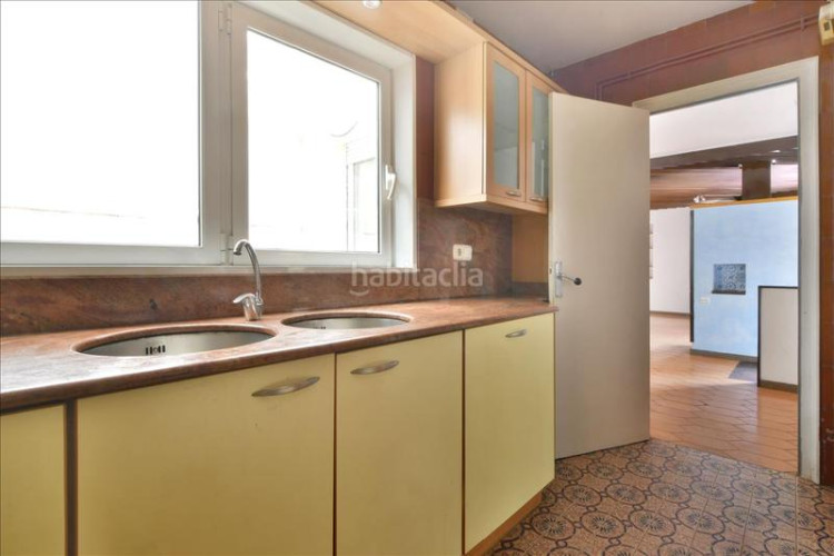 Dúplex piso en calle mare de deu del pilar en Cementiri Vell Terrassa