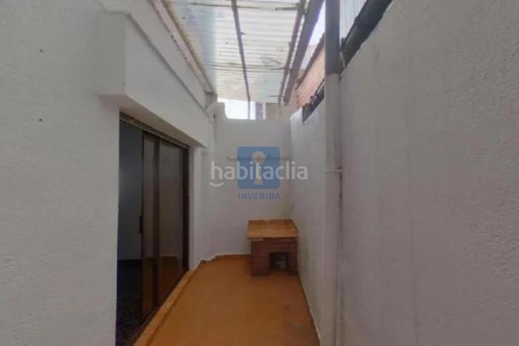 Piso inmueble ilegalmente okupado situado en la calle felip ii, 22, 11, , barcelona en Terrassa
