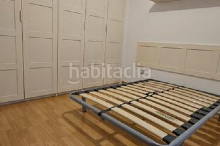 Piso junto centro civico montserrat roig en Plaça Catalunya - Escola Industrial Terrassa