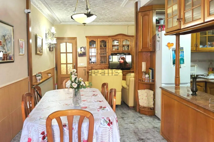 Casa independiente en calle d'Àngel Guimerà