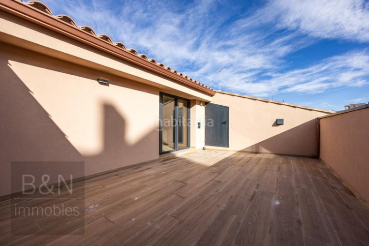 Dúplex experimenta el lujo de vivir en el corazón en una residencia pasiva! disfruta de todas las comodidades que puedas imag en Terrassa