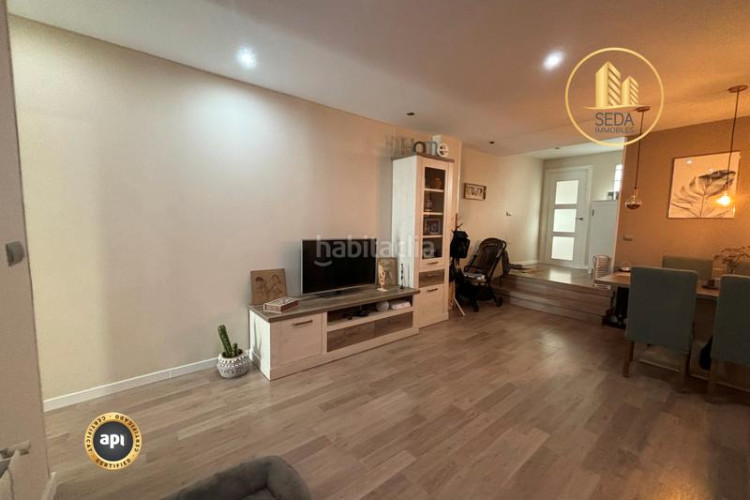 Planta baja tu nuevo hogar acogedor en zona tranquila en Terrassa