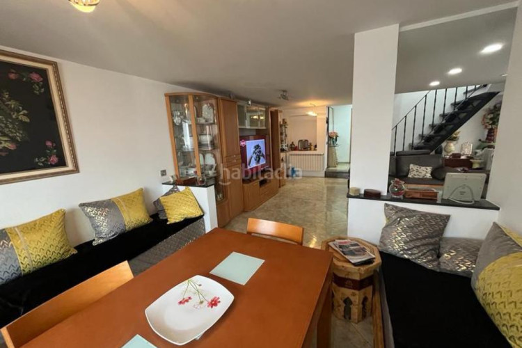 Chalet  en venta en La Cogullada, 5 dormitorios. en Terrassa