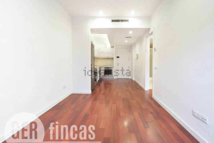 Piso en calle de Menéndez y Pelayo