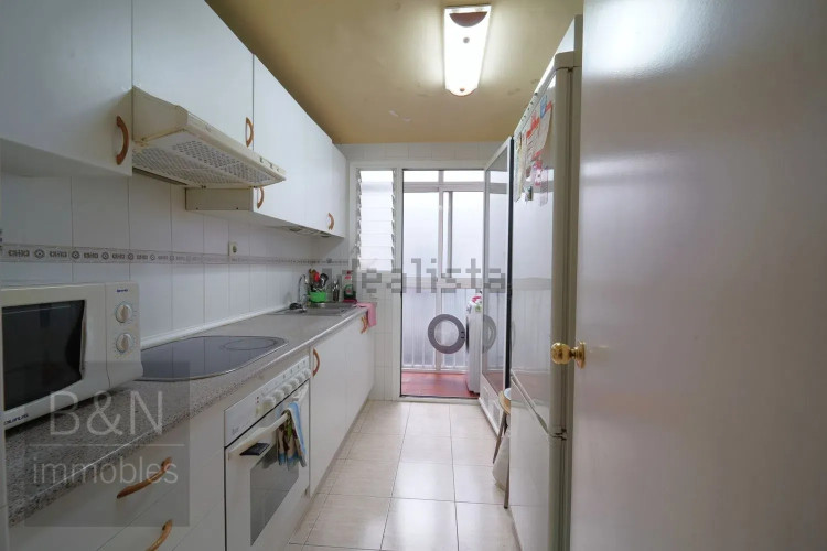 Piso en Barrio Les Arenes