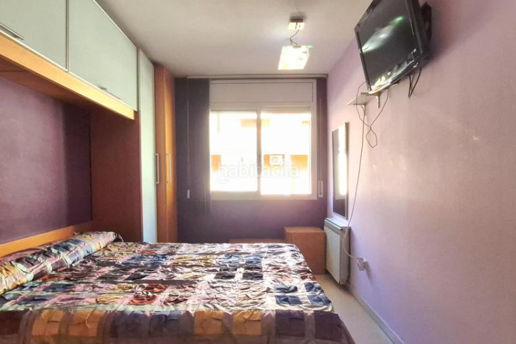 Piso pis de 4 hab amb parquing i espectacular de traster 25 m2 a la gripia en Terrassa