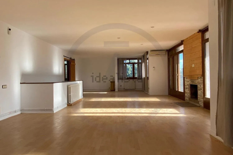 Casa independiente en paseo de Matadepera