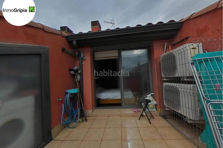 Dúplex piso en venta en les arenescan montllorla grípia08227 en Terrassa