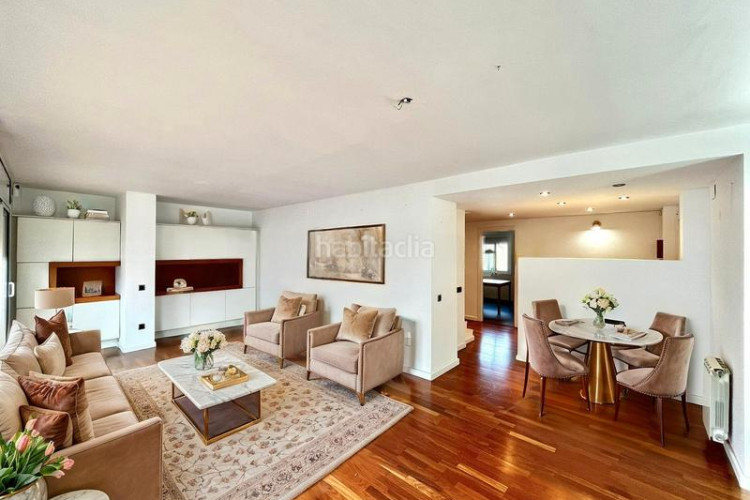 Dúplex exclusivo ático-dúplex con 2 terrazas privadas y luz natural en Sant Pere Nord en Terrassa