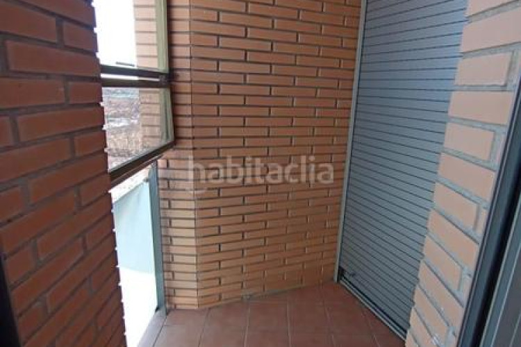 Piso  de 3 habitaciones, y 2 baños en Egara Terrassa