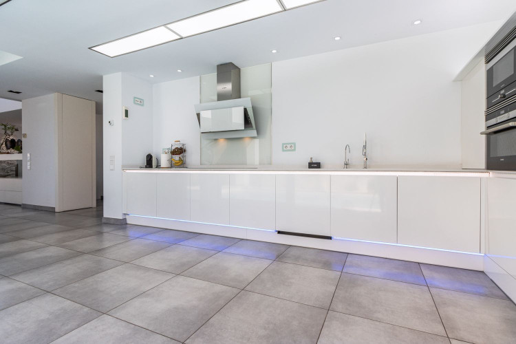  PJ SUISSA, DE, Can Parellada