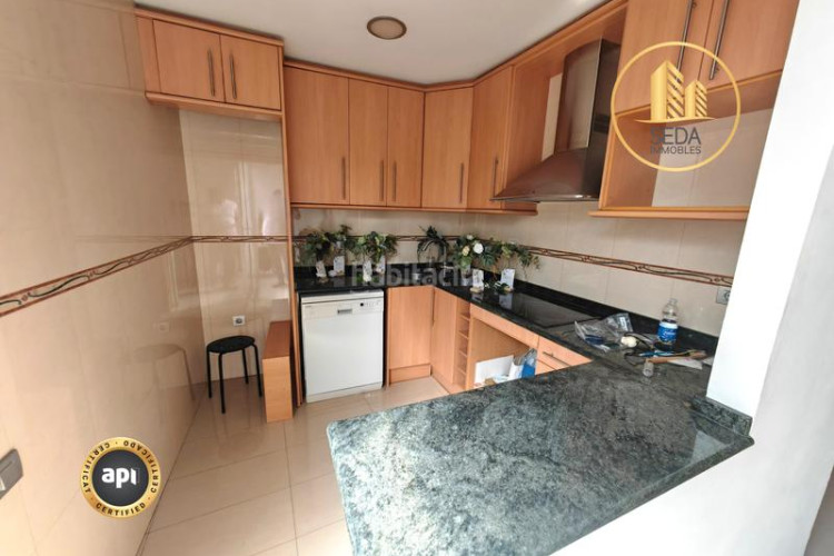 Casa dos viviendas independientes en una sola casa en la gripia – les arenes en Terrassa