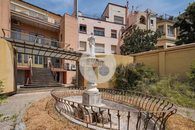 Dúplex joya modernista en el corazón en Barri del Centre Terrassa