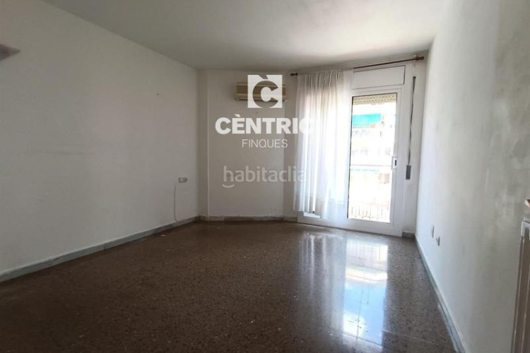 Piso gran piso, 4 habitaciones, genial ubicación en Terrassa