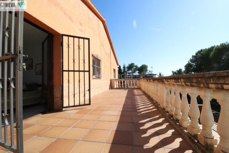 Casa única e impresionante finca a 4 vientos con piscina y jardin en Terrassa
