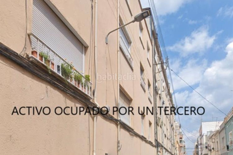 Piso activo ocupado por un tercero en Egara Terrassa