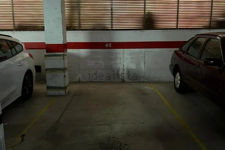 Piso en Barrio Les Arenes
